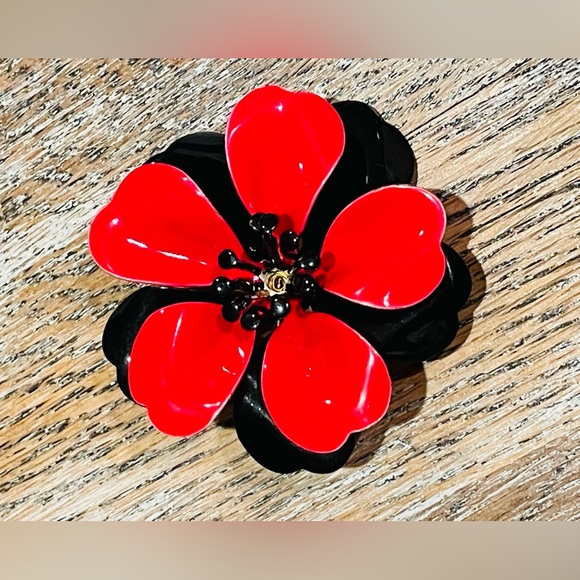 Vintage Jewelry - Vintage Psychedelic Flower Power Brooch❤️